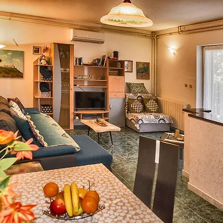 Apartamento Lori Fažana