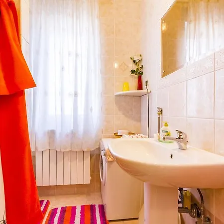 Lori 公寓 法扎纳