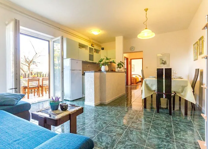 Lori Appartement Fažana