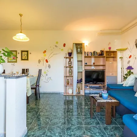 Apartment Lori Fazana